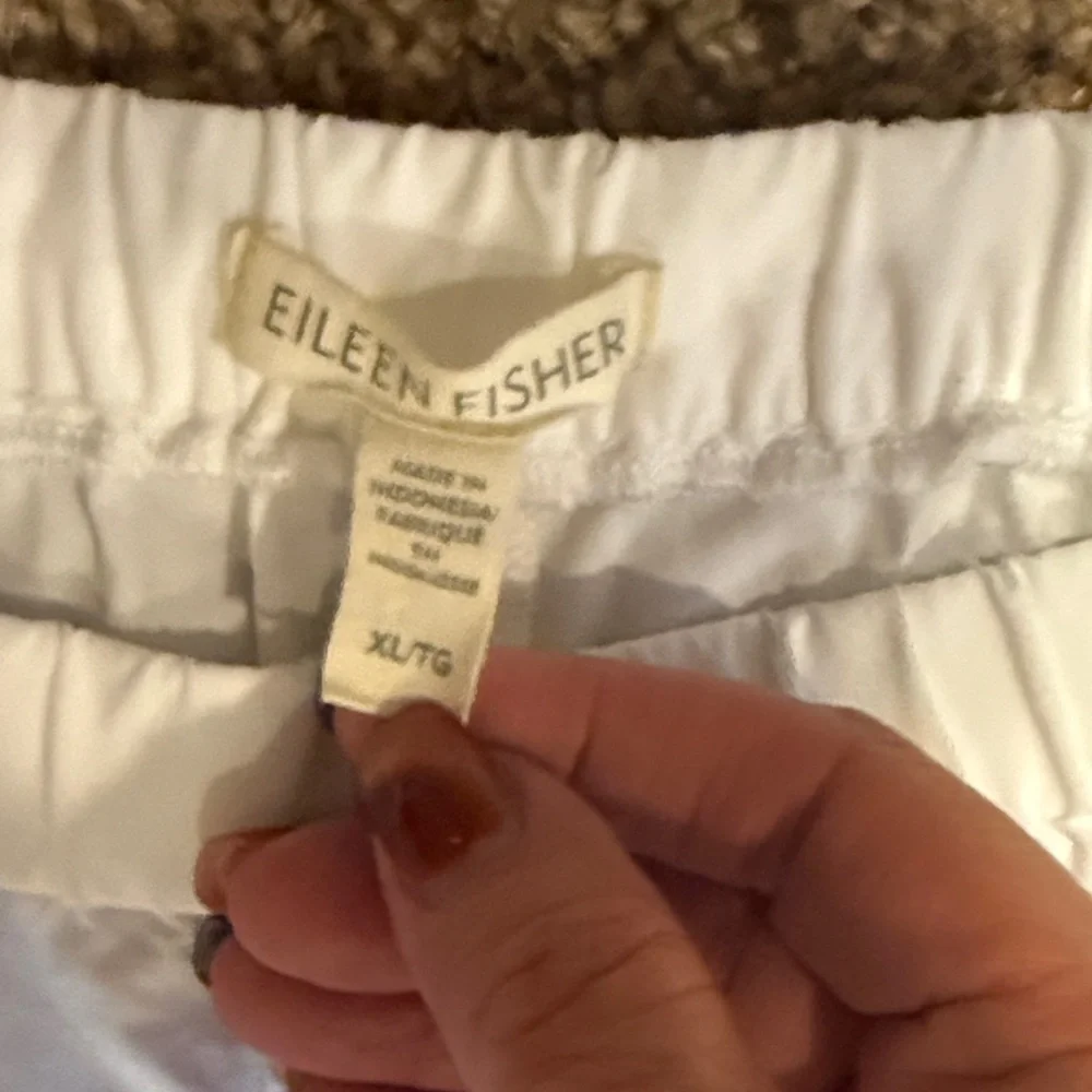 NWOT Eileen Fisher White Linen Wide-Leg Cropped Pants - Picture 2 of 3